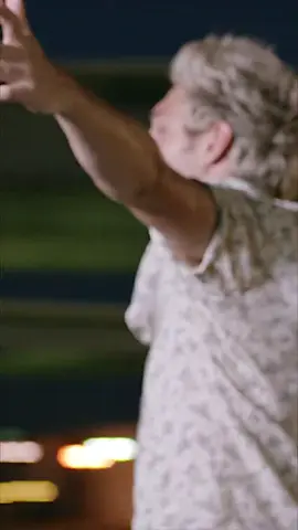 Drag Me Down #onedirection #dragmedown #spotify 