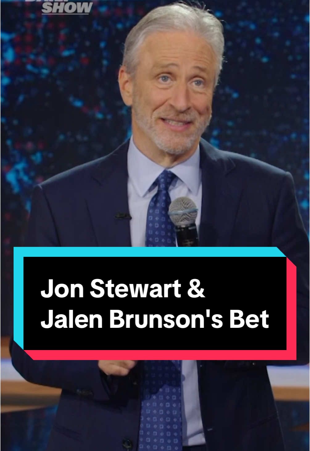 Jon Stewart's never been booed the way he got booed wearing an Eagles jersey at a @New York Knicks game. And it's all Jalen Brunson's fault. #DailyShow #AftertheCut #JalenBrunson #Knicks #Eagles #JonStewart