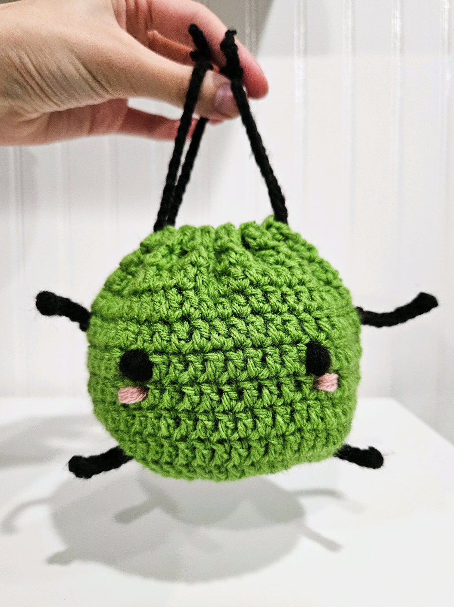 Crocheting a Junimo Drawstring Pouch from Stardew Valley! #stardewtok #stardewvalleytok #junimo #crochetpouch #crochetdrawstringpouch #stardewvalleycrochet #stardewvalley #crochetersoftiktok 