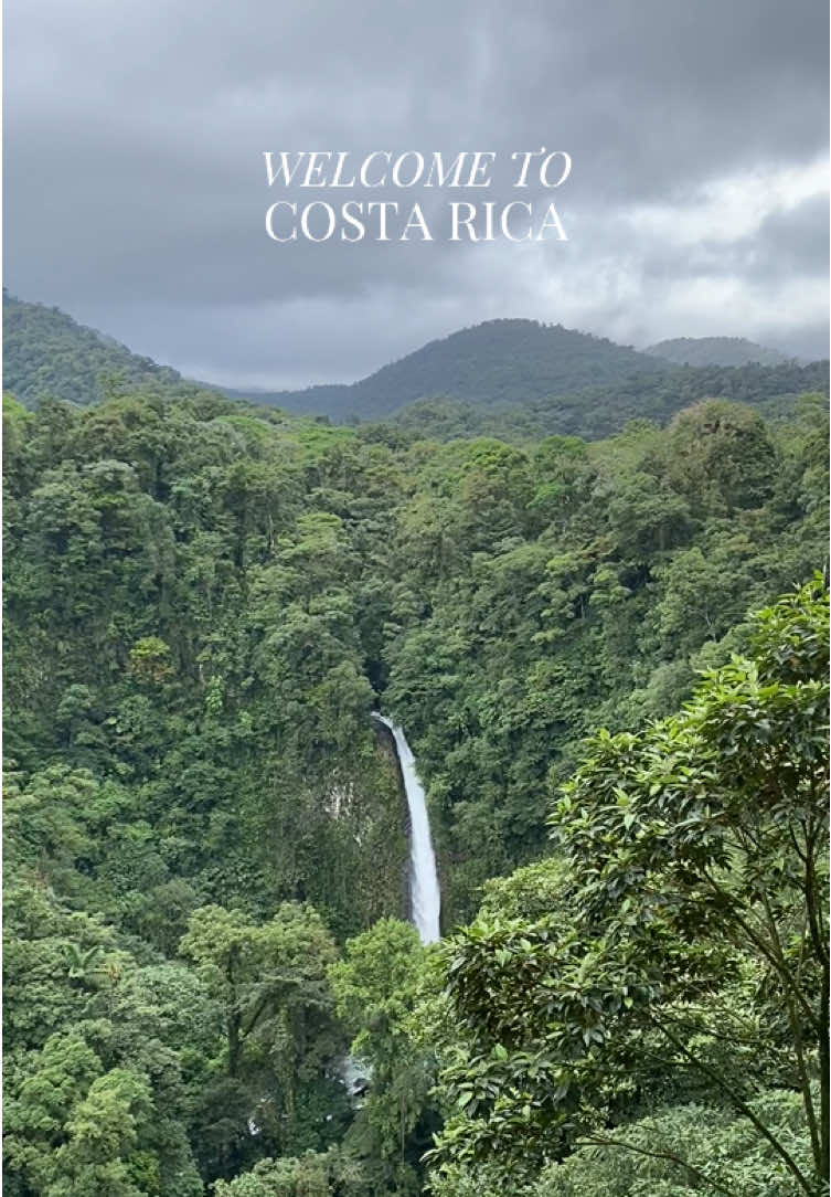 Welcome to beautiful Costa Rica 🇨🇷 | #costarica #costaricatravel #costaricapuravida #costaricatiktok #lafortuna #manuelantonio #beautifuldestinations #traveltiktok #travelblogger #scenicsites @Visit Costa Rica 