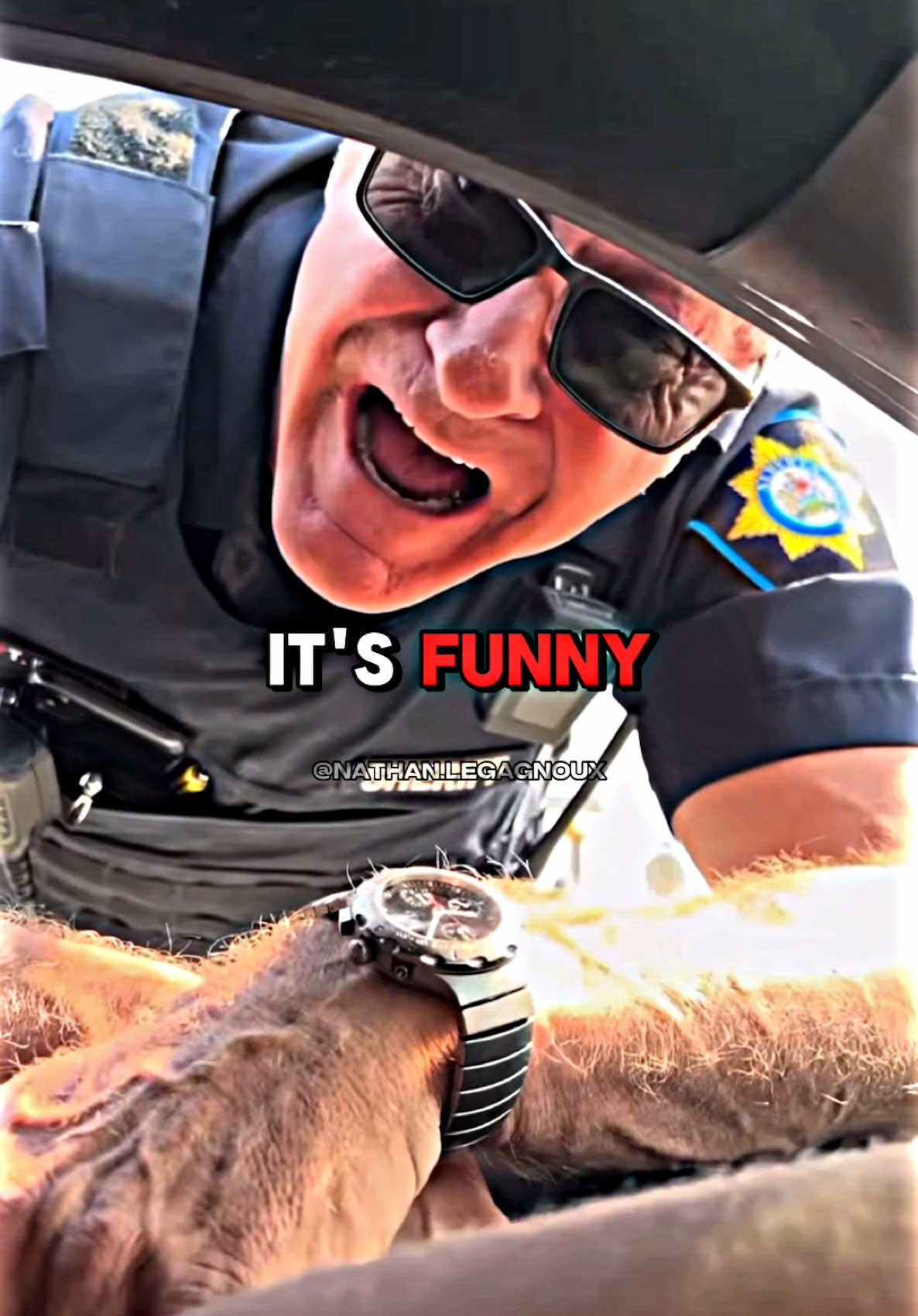 Guy goes bezerk on cop 😨 #fypシ #police 