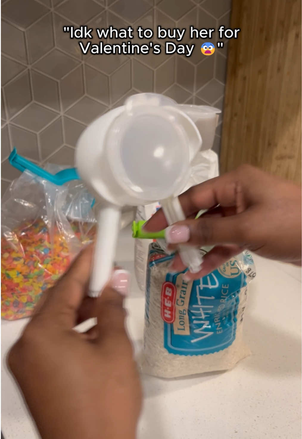 POURCLIP IS BACKKKK!!! LINK IN BIO TO PURCHASE! 🤩🤩 #pourclip #viraltiktok #teamwork #tiktokmademebuyit #pourclipshop #