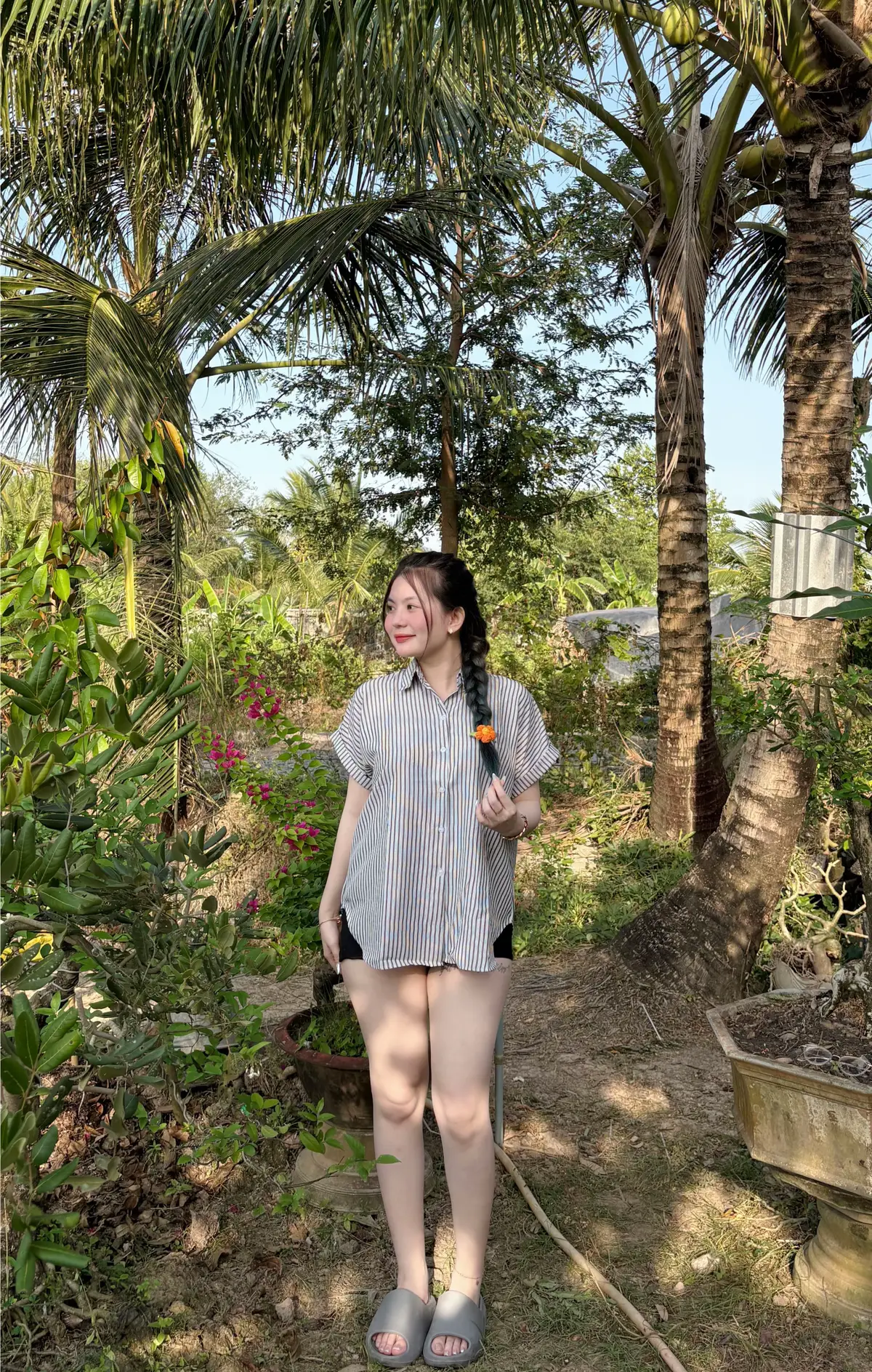 con gái Bạc Liêu không thích đi cầu tiêu 🙂 #kimaithenn 