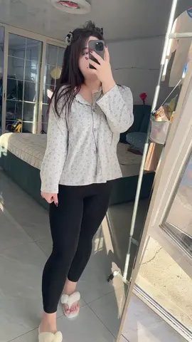 đứng đợi a