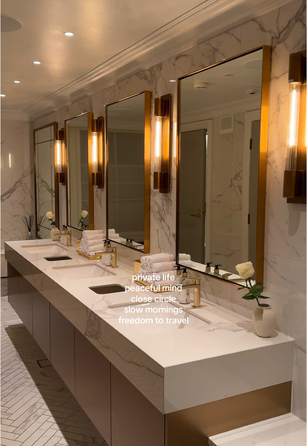 Private life ✨🤍  #lifehacks #aestheticvideos #privatelife #elegance #classywomen 