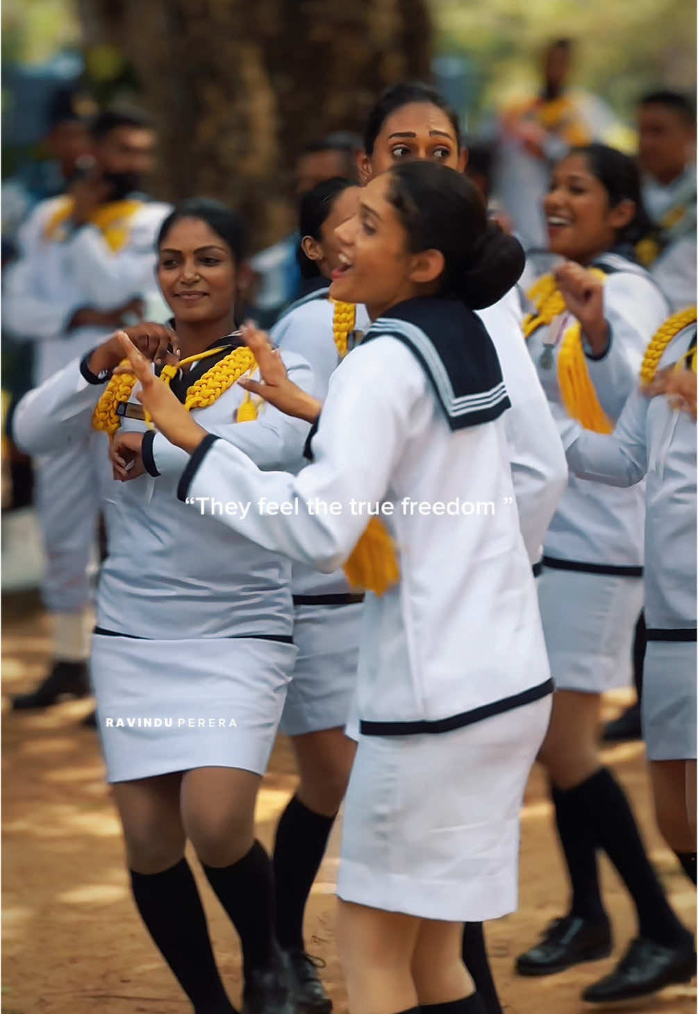 They feel the real freedom ✨🤍🇱🇰#fyp #viral #trending #srilanka #navy #freedom 