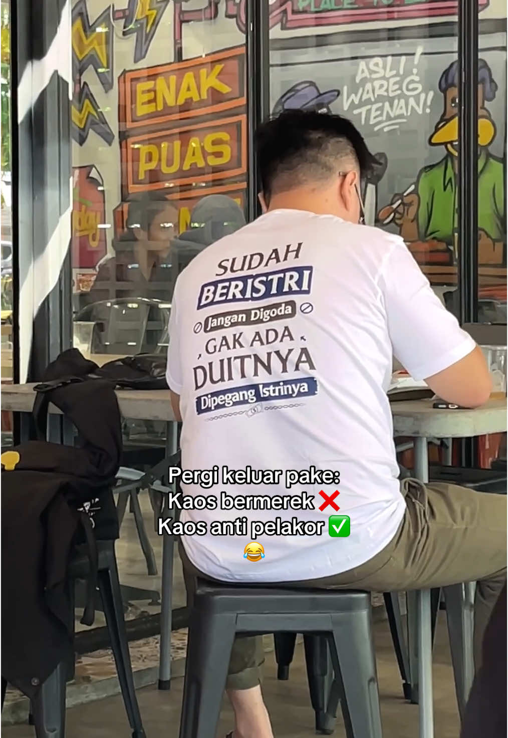 Bisa ditiru nih ide nya daripada digoda pelakor / ani2 😂