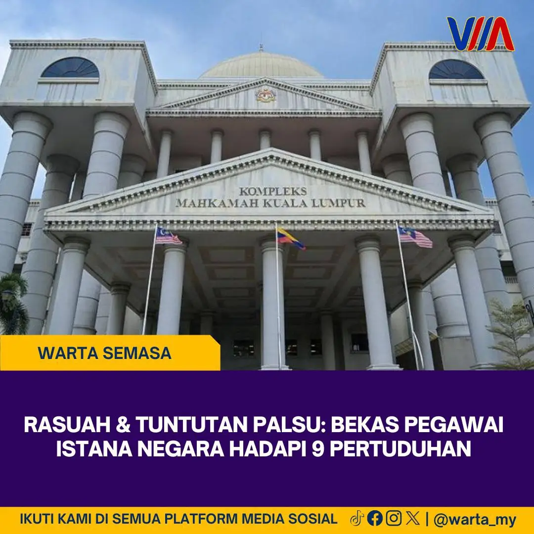 Seorang bekas penjawat awam dihadapkan ke Mahkamah Sesyen di sini hari ini atas sembilan pertuduhan melibatkan rasuah dan tuntutan palsu berkaitan pembekalan serta perkhidmatan kepada Istana Negara, tiga tahun lalu. Tertuduh, Ibrahim Ishak, 43, yang merupakan bekas Ketua Seksyen Pentadbiran dan Teknologi Maklumat Istana Negara, mengaku tidak bersalah terhadap semua pertuduhan yang dibacakan di hadapan Hakim Rosli Ahmad. Menurut pertuduhan, Ibrahim didakwa menggunakan enam dokumen mengandungi butiran palsu melibatkan tuntutan bernilai RM7,684,877, iaitu peningkatan sebanyak RM1,653,165 daripada nilai pembekalan sebenar berjumlah RM6,031,712. Kesalahan itu didakwa dilakukan antara 13 April 2022 hingga 2 Januari 2024 di Pejabat Seksyen Kewangan dan Belanjawan, Istana Negara. Pendakwaan terhadap Ibrahim dibuat mengikut Seksyen 18 Akta Suruhanjaya Pencegahan Rasuah Malaysia (SPRM) 2009. Selain itu, tertuduh turut berdepan dua pertuduhan cuba memperoleh suapan berjumlah RM210,000 dan SG$8,800 (RM28,909) daripada seorang individu sebagai habuan untuk meluluskan permohonan pesanan tempatan bagi pembekalan cenderahati jam tangan Pertabalan Seri Paduka Baginda Yang di-Pertuan Agong ke-17 bernilai RM2,016,000. Bagi pertuduhan terakhir, Ibrahim didakwa memperoleh suapan RM72,000 daripada seorang individu sebagai upah untuk meluluskan pesanan tempatan berkaitan Sampul Ampun Kurnia, yang dilakukan di lokasi sama antara 29 Mac 2023 hingga 27 Ogos 2024. Kes ini didakwa di bawah Seksyen 17(a) Akta SPRM 2009. Jika disabitkan kesalahan di bawah Seksyen 18 dan Seksyen 17(a) Akta SPRM, tertuduh boleh dihukum mengikut Seksyen 24 akta yang sama, yang memperuntukkan hukuman penjara sehingga 20 tahun dan denda lima kali nilai terlibat atau RM10,000, mengikut mana yang lebih tinggi. Pendakwaan dikendalikan oleh Timbalan Pendakwa Raya Wan Nur Iman Wan Ahmad Afzal, yang mencadangkan jaminan sebanyak RM50,000 dengan seorang penjamin serta syarat tambahan penyerahan pasport kepada mahkamah sehingga kes selesai. Mahkamah membenarkan jumlah jaminan dan syarat yang dicadangkan serta menetapkan 4 Mac 2025 sebagai tarikh sebutan semula kes. Tertuduh diwakili peguam Aiman Abdul Rahman.