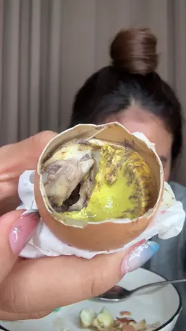 Telurrr balut!! Daebak!! #mukbangeatingshow #telurbalut 