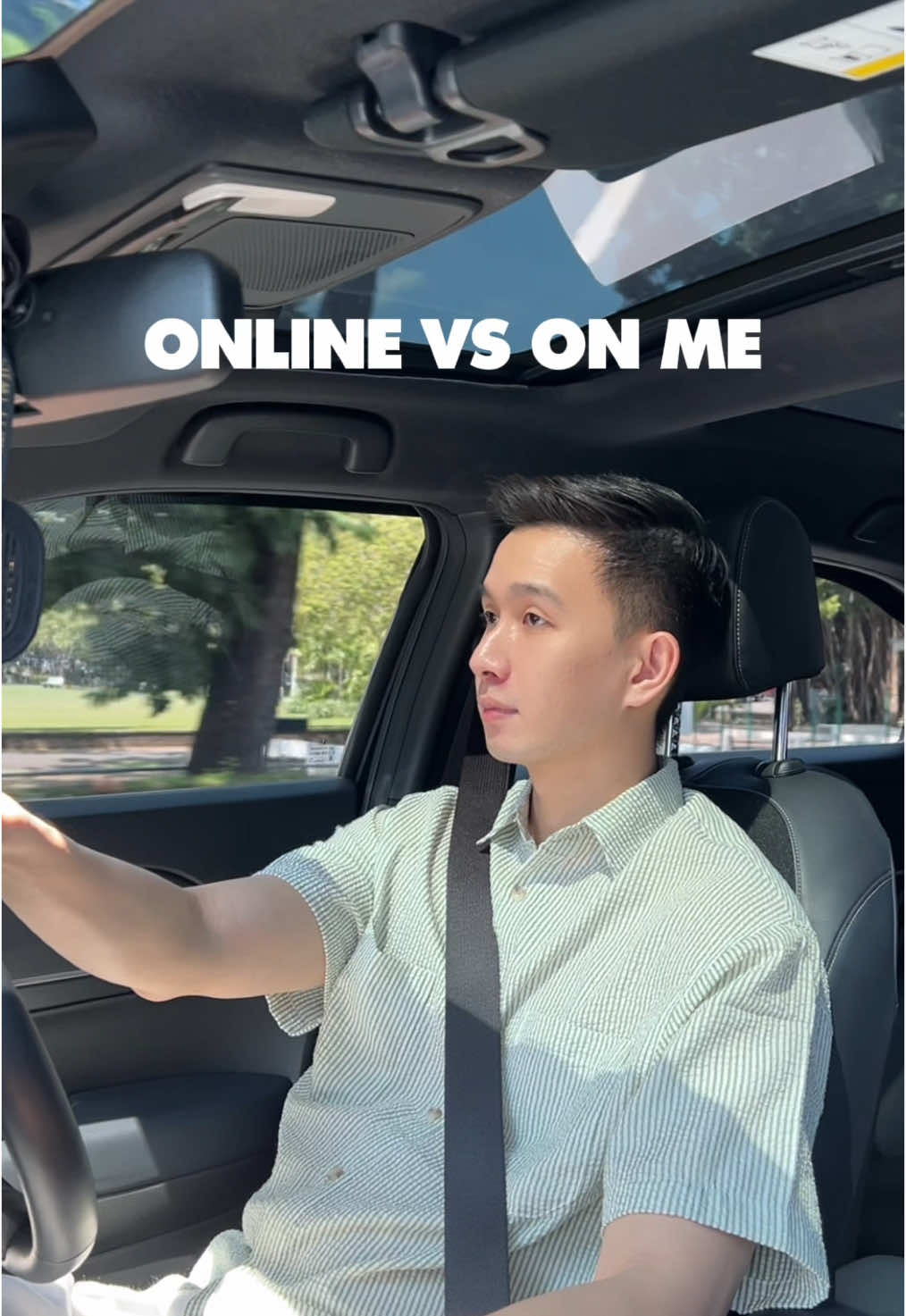 online vs on me  #fyp #menoutfitideas #rekomendasipakaian #outfit #outfitideas #outfitinspiration #outfitinspo #fashiontiktok #fashioninspo #styleinspo #outfitoftheday #menoutfits #fashionpria #basicoutfit #basicoutfitmen #simpleoutfit #traveloutfit #fypシ゚ 