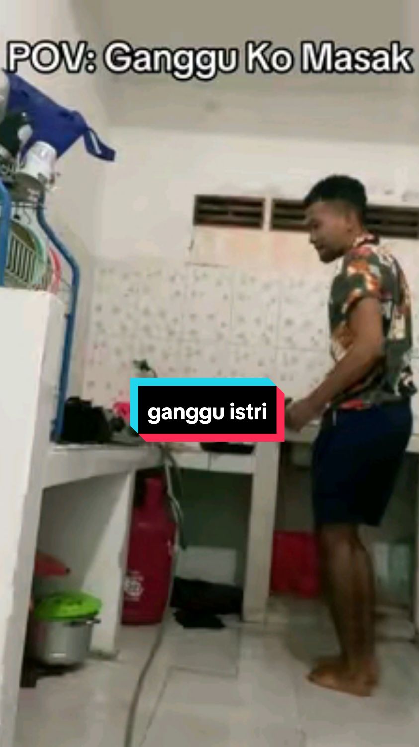 Gladi kotor dulu… 