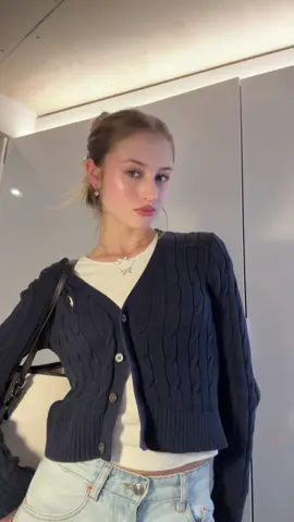 Hou van dit outfitje 🥰#OOTD #outfitinspo #jewellery  #stockholmstyle 