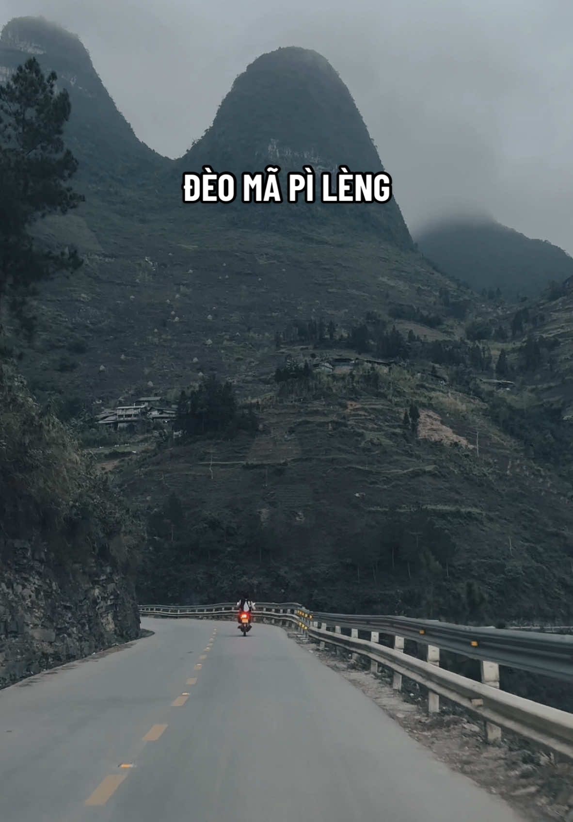 Đèo Mã Pì Lèng đang đợi bạn #mapileng #hagiang #dulichhagiang #canhdep #phuototo #phuot 