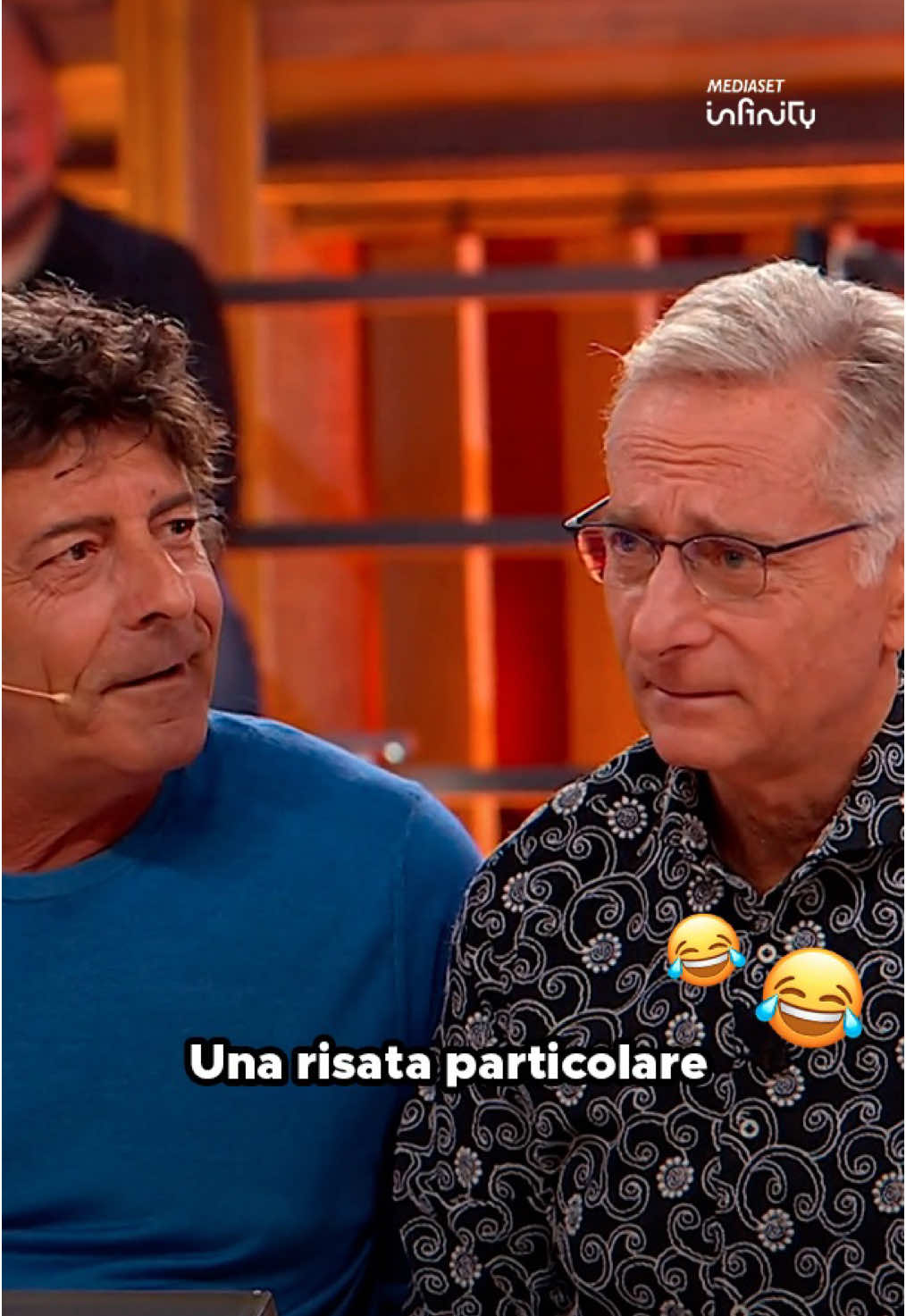 Solo in questo programma 😂  #AvantiUnAltro è anche in streaming su #MediasetInfinity #paolobonilis #davedere 