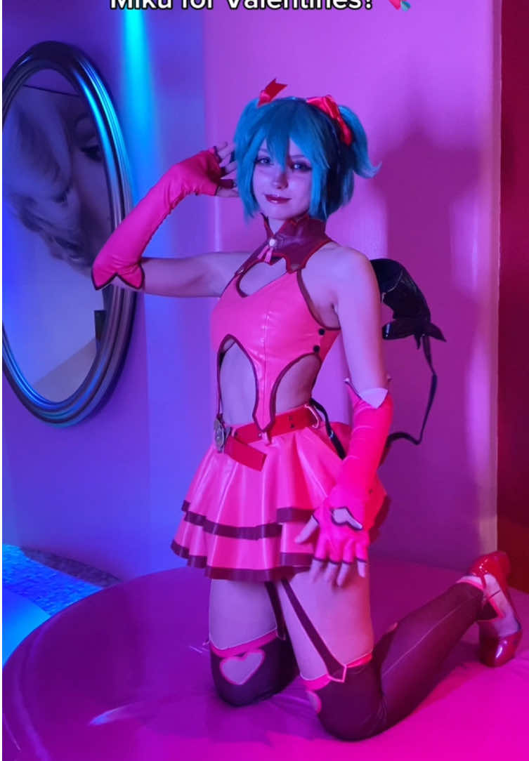 this version is so cute #miku #hatsunemiku #cosplay 