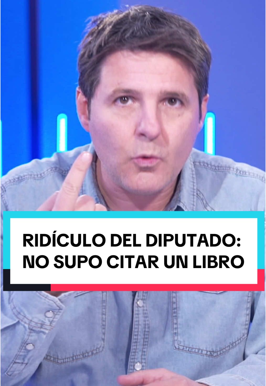 Este diputado es incapaz de citar UN LIBRO que haya leído y le haya influido. Miguel Tellado, portavoz del PP en el Congreso, se declaró “desconectado” de la materia y con una “renuncia absoluta”. El acto donde le preguntaron y acudió como invitado se llamaba “Letras”… 