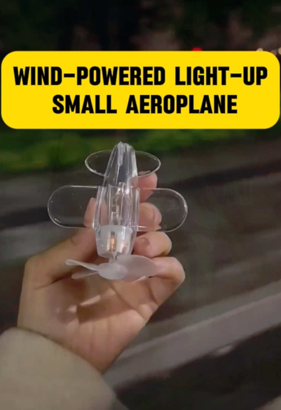 #wind-powered small airplanes #car ornaments #wind-powered #dazzle