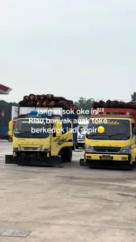 Contoh nya dia#CapCut #fyp #masukberanda #fypシ゚viral #aquadulu #viral #karoserimalam #jambistyle 