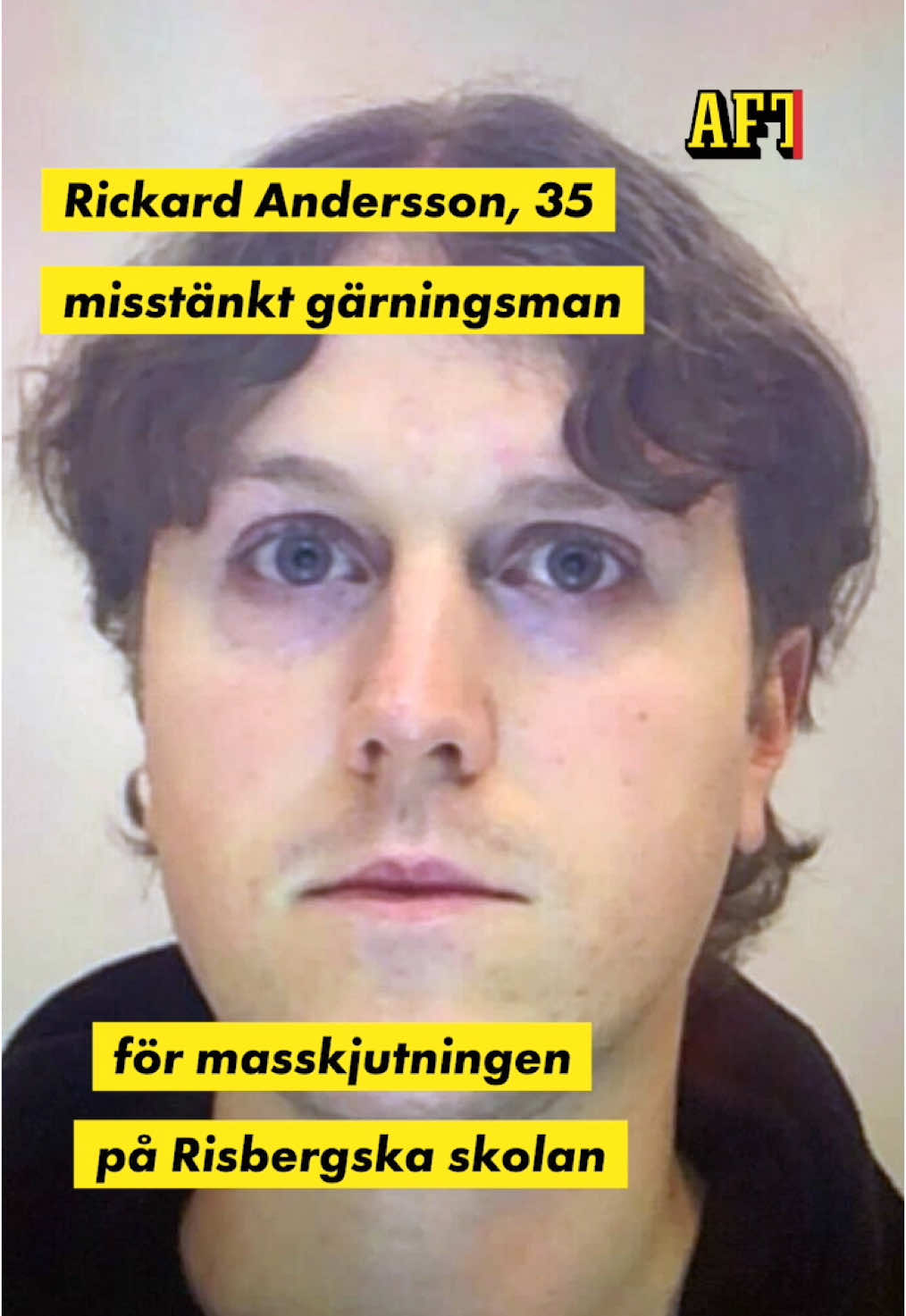 Rickard Andersson, 35, misstänks enligt uppgifter ha utfört det värsta massmordet i Sveriges historia. Han har enligt samstämmiga uppgifter levt isolerad och haft psykiska problem. Han nekades att göra militärtjänst – men fick licens för fyra jaktgevär, enligt Aftonbladets uppgifter. #aftonbladet #nyheter