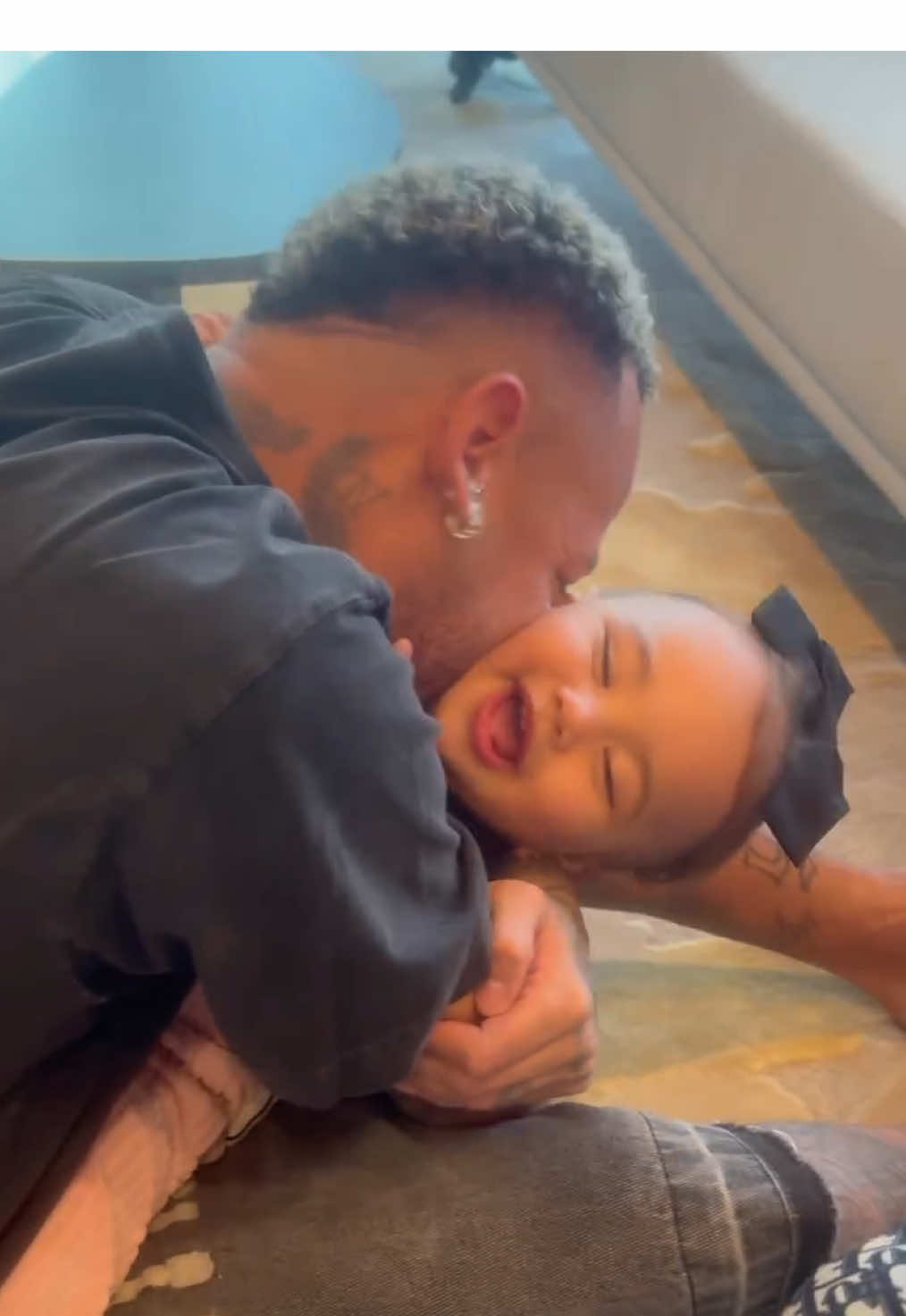 Mavie and Ney 🥹#pourtoit #foryou #neymar #njr #neymardasilvasantosjúnior #ney #bruna #brunab #bru #brub #brunabiancardi #biancardi #mavie #neymara #maviezinha #bruneymve