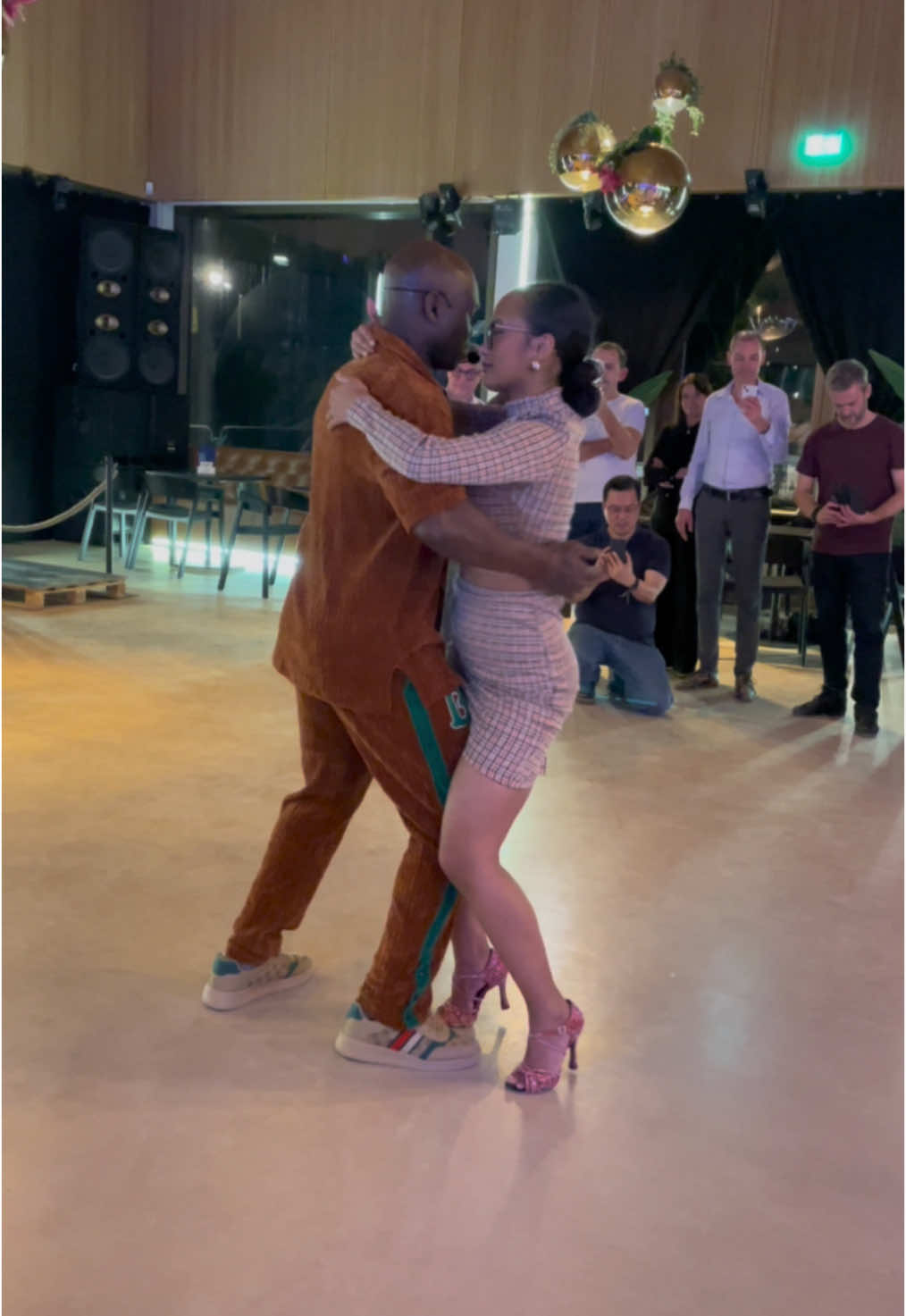 🎵Zocoto - DJ Longchamp #kizomba #kizombadance #kizombachallenge #kizombafusion #urbankiz #kizombalove #kizombadancers #urbankiz #dancers #dance 
