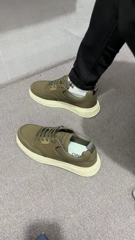 Kerenn habiss bosquu🔥🔥😎#sepatupria #sepatukekinian #sepatucowok #sepatukeren #sepatutrendy #sepatucasual #sepatuimport #sepatufashion #sepatu #sepaturekomendasi 