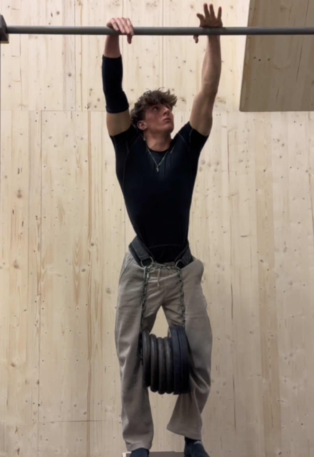 weighted pullups>> #fy #fyp #workout #calisthenics 