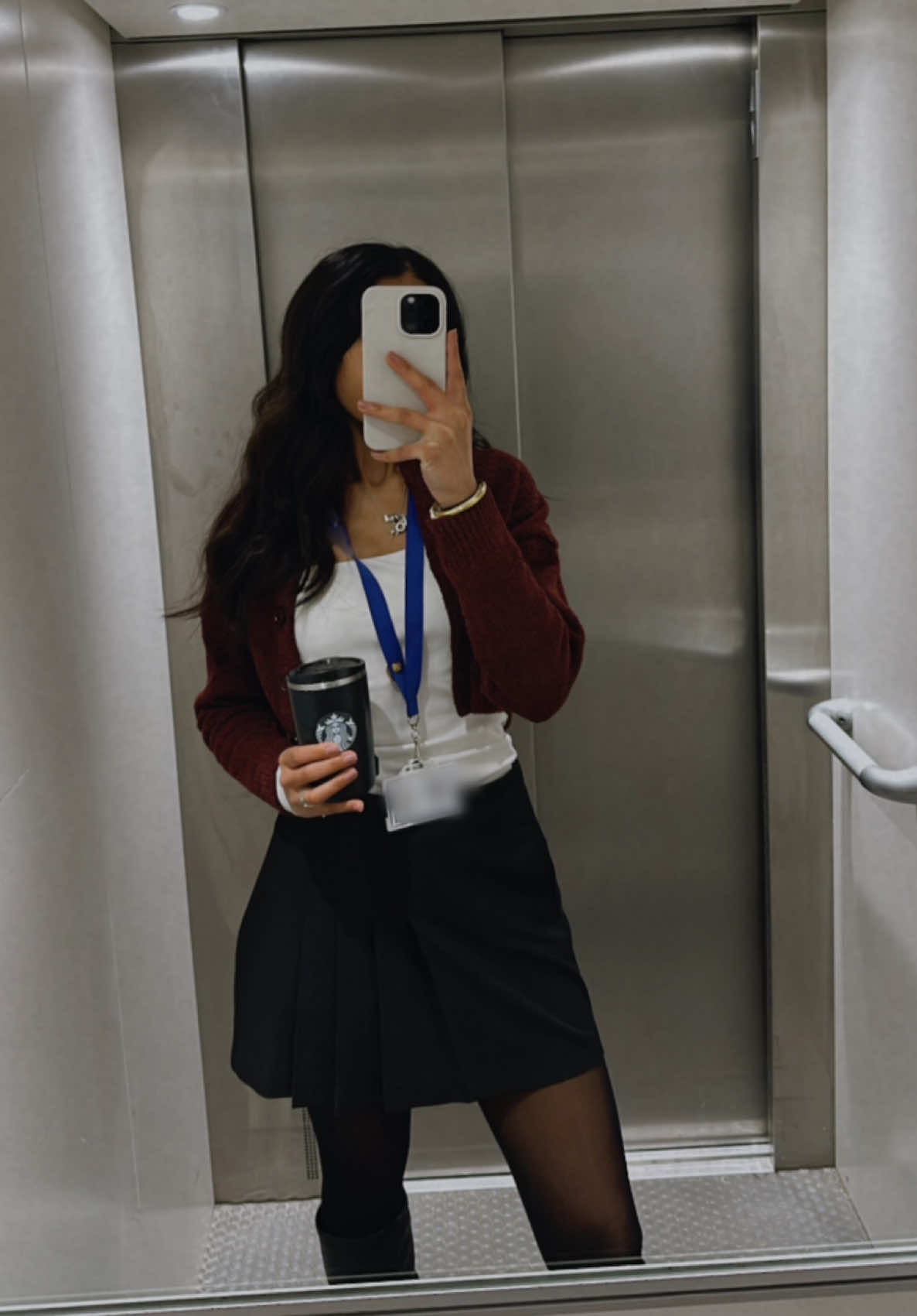 Another round of teacher fits 👩🏻‍🏫📝✨ #teachersoftiktok #fyp #foru #viral_video #outfitinspo #teacherfit #teacherlife #primaryteacher #fashion #zara #lululemon #wintervibes 