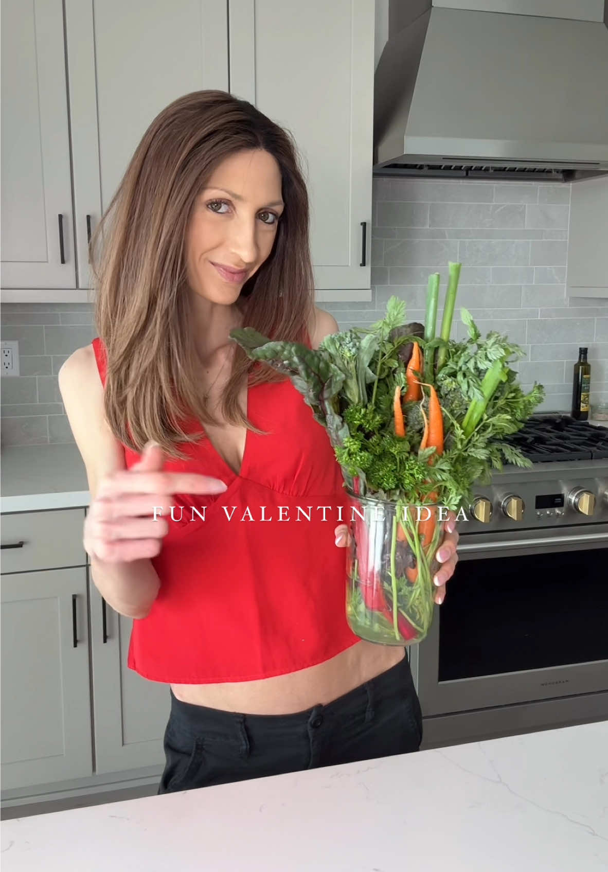 🫶🥬🥦🥕 #ValentinesDay #rises #flowers #vegetablegarden 