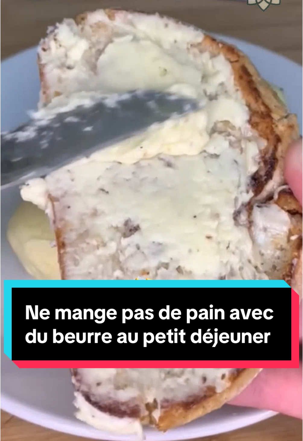 Voici ce qu’il se passera dans ton corps si tu manges des tartines de beurre tous les matins 🧈 #beurre #pain #conseilsanté #conseilnutrition #alimentationsaine 