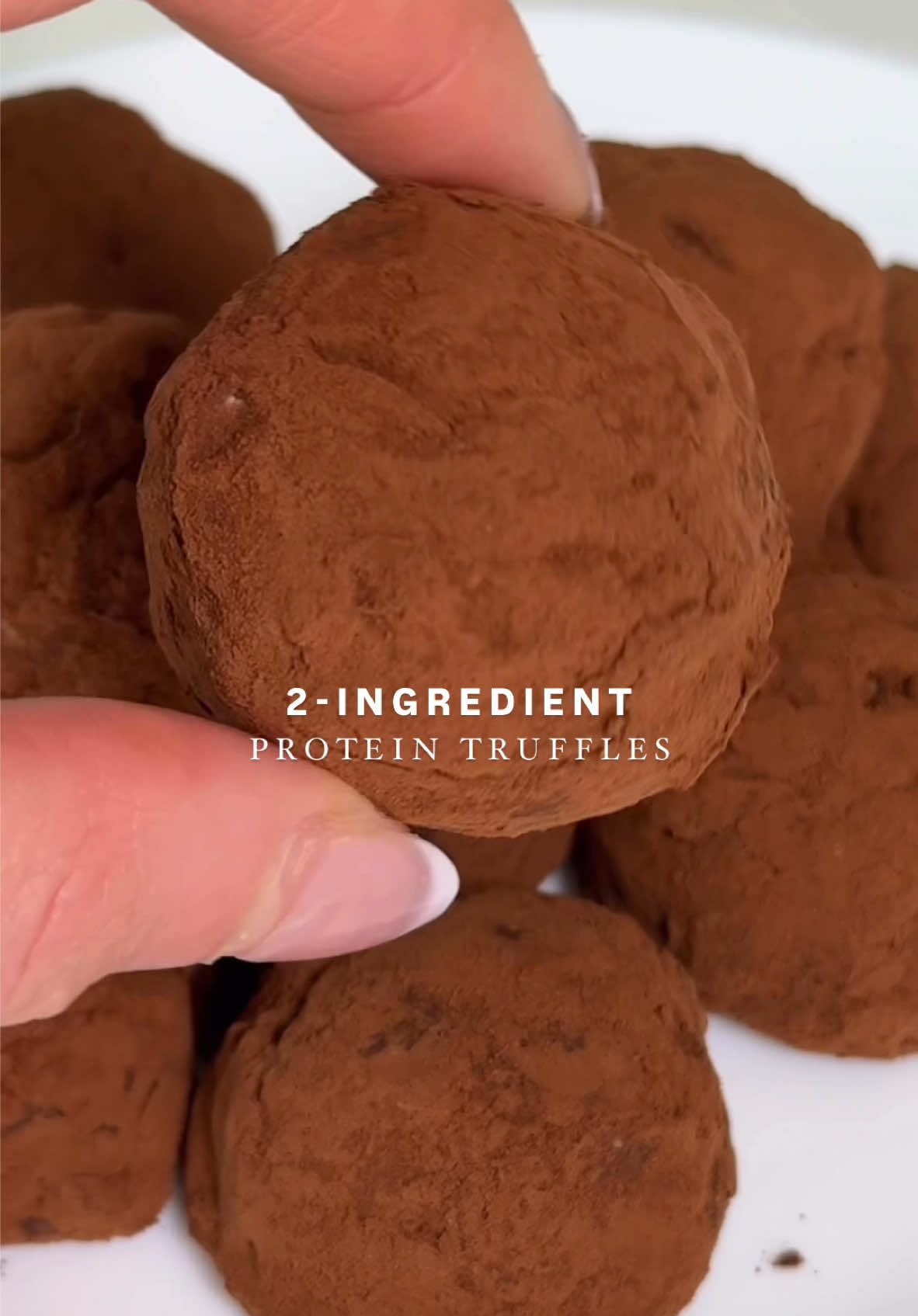 2-INGREDIENT LOW CARB PROTEIN TRUFFLES! Vegetable oil is the first ingredient in the typical chocolate truffles you see (you know the ones) and the second ingredient is sugar AND they contain an emulsifier derived from soy (yum). For 4 of those average truffles you are consuming 12g of sugar and 1g of protein....compare that to the below! I mean, it's pretty much a no brainer! For anyone saying 