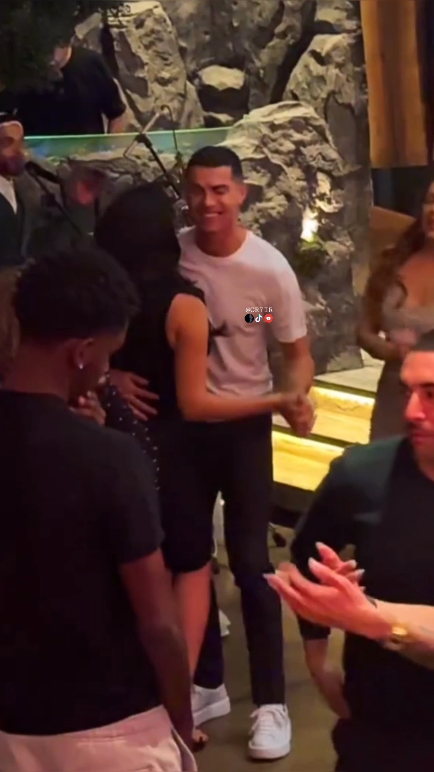 ❤😍 Cristiano Ronaldo dancing with Georgina Rodriguez at his birthday party #CR7 #GOAT