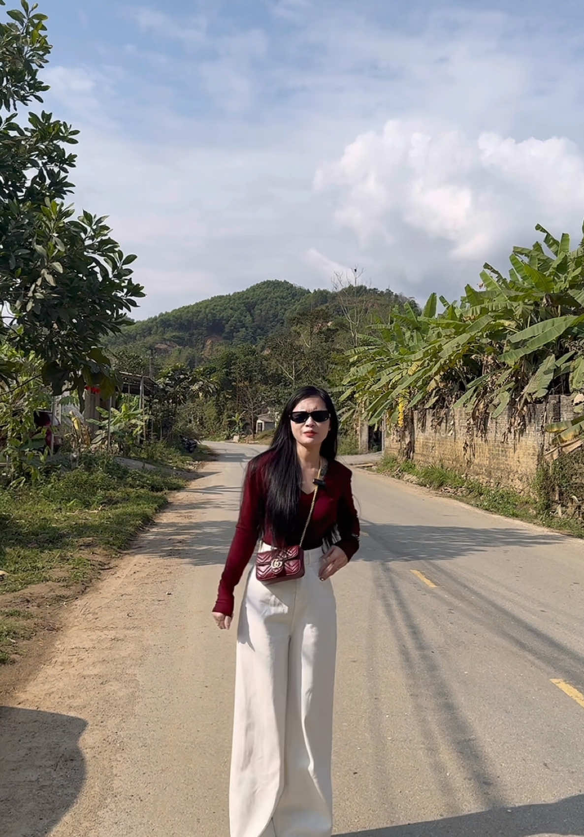 Bán gì là mặc đó các ty ạ #quanongrong #quanxinh #xuhuong 
