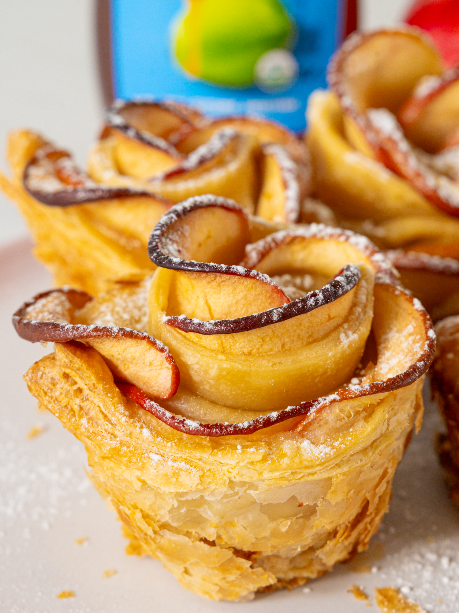 🌹 Love at first bite! Sweeten your Valentine’s Week with Crispy Valentine’s Apple Roses Delicately crafted with flaky puff pastry & apples—a treat that’s as delicious as it is good for your gut!  Naturally sweetened with Copra’s Coconut Nectar for a nutrient-rich, #LowGI delight. 💕 Perfect for sharing (or keeping all to yourself 😉). Who would you surprise with these? Tag them below! ⬇️ #ValentinesTreat #AppleRoses #SweetNaturally #TasteTheDifference