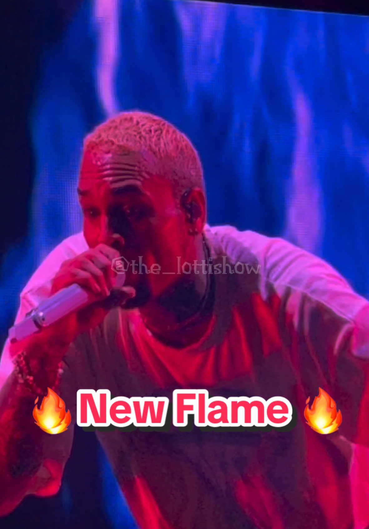#chrisbrown #breezy #breezyinbrazil🇧🇷 #breezybowl #breezybowl2024 #fyyy #teambreezy #teambreezy4life #fyp #vaiprofycaramba #show #videoviral #newflame @chrisbrownofficial 🔥