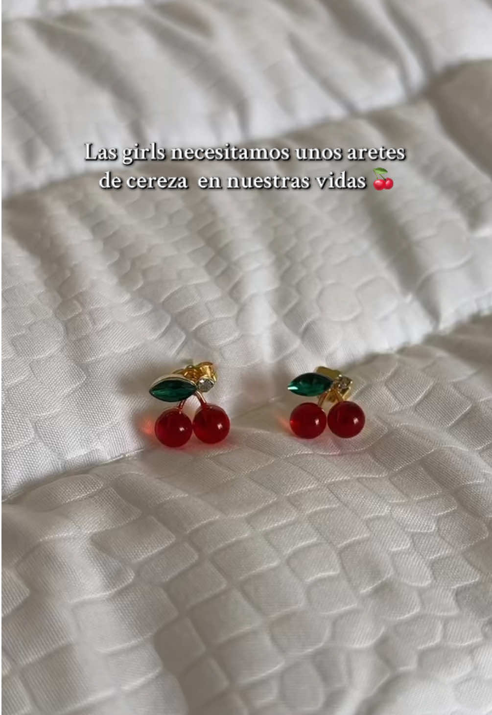 Infaltable en nuestro joyero! 🍒❤️#joyasyaccesorios #cherry #acero #tiendavirtualica #ica #peru 