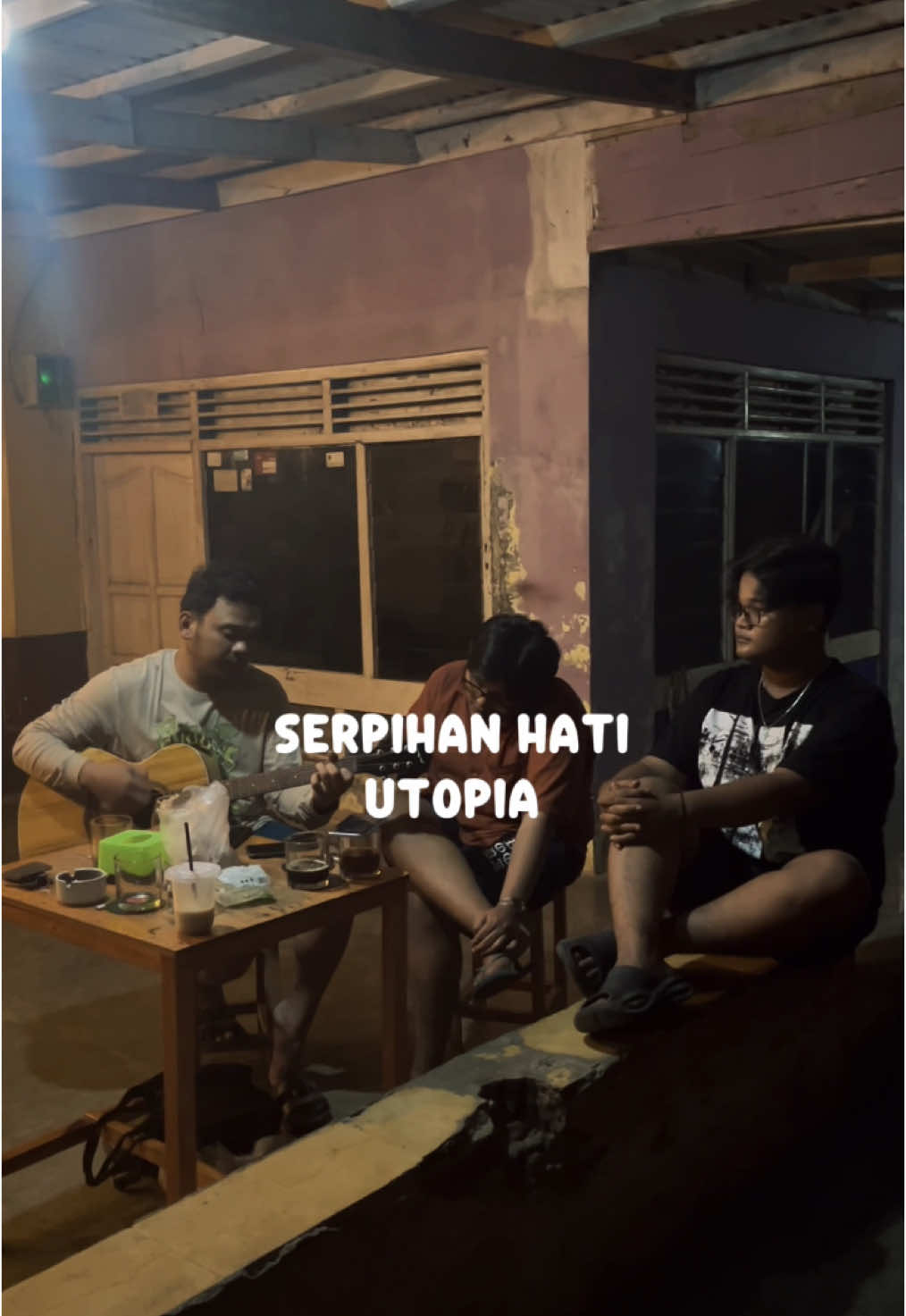 ubur ubur ikan lele......           sakit nya leeeee #serpihanhati #utopia #coversong 