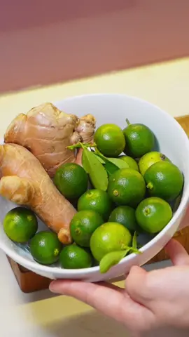 Nhà nào có người đau rát cổ họng,ho có đờm,tối đến là khò khè khó chịu thì thử đung ngay tắc gừng mật ong đường phèn Lạc Yên nhé #tacgungmatongduongphen 