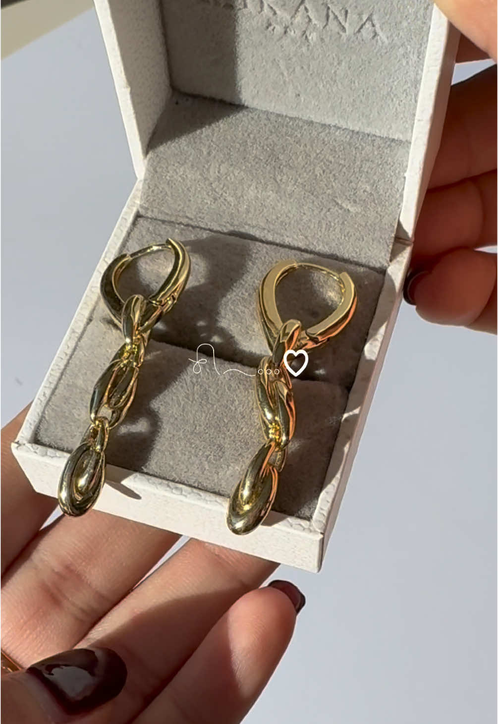 perfect gift idea!! ✨ #mikana #earrings 