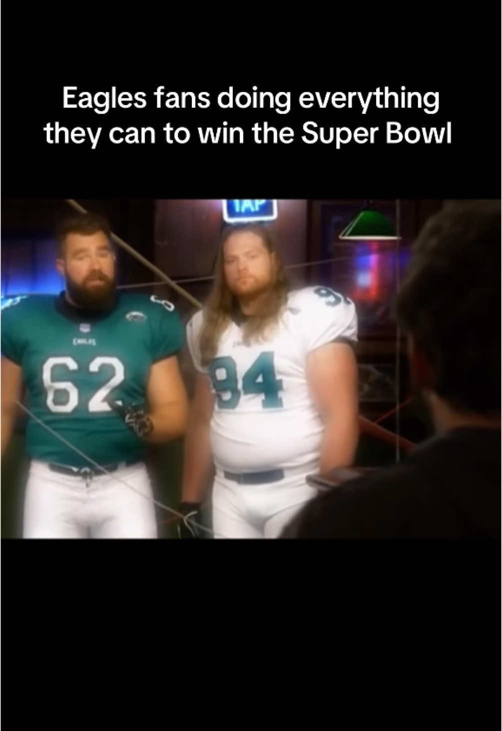 Go Birds #eagles #eaglesfootball #eaglesfans #SuperBowl #superbowlsunday #superbowllix #eaglesvschiefs #iasip #iasipedit #charliekelly #charlieday #jasonkelce #traviskelce #beauallen #itsalwayssunnyinphiladelphia 