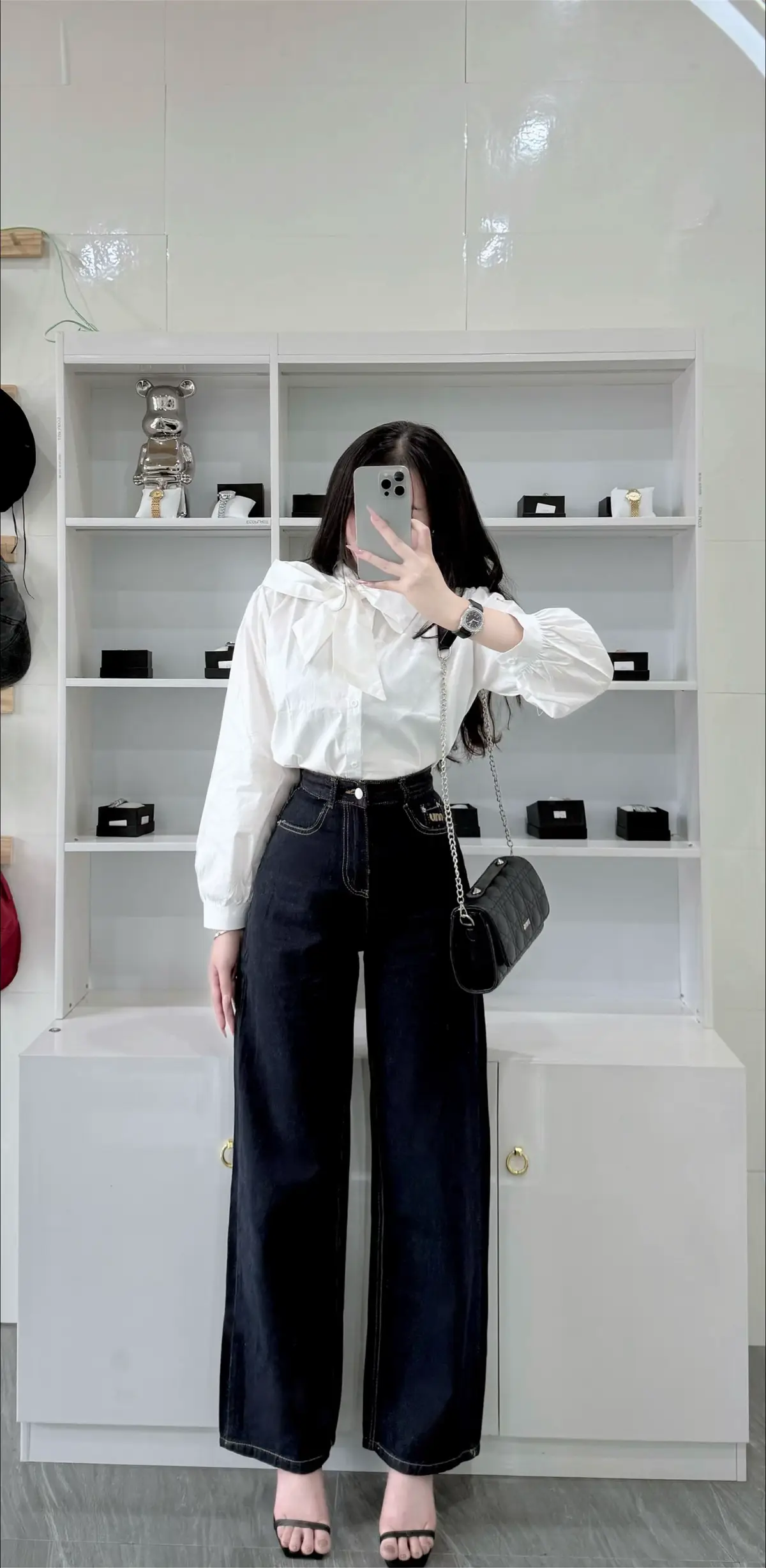 Ăn tết xong phải lên sz ms vừa đồ để chụp mẫu mấy pà ơi 🥲🫢#xuhuongtiktok #moingaymotoutfit #doxinhmoingay #nghenghiepcuatoi #hoccachphoido #viral 