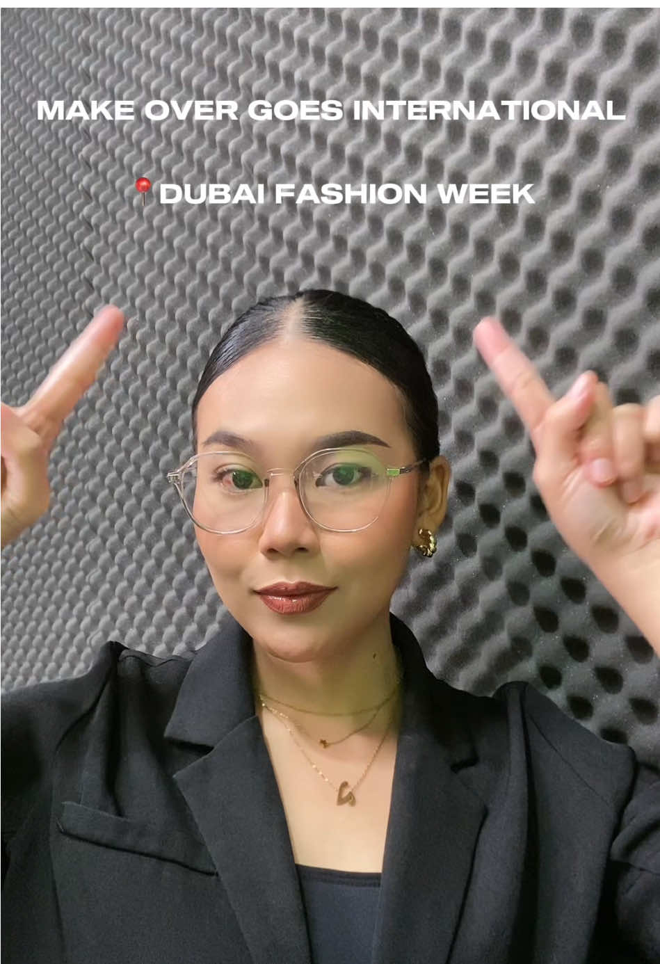 MAKE OVER GOES INTERNATIONAL 📍DUBAI FASHION WEEK || beberapa product yg di pakai Muse pada saat runway di DFW. keren dan bangga banget, product lokal yg sudah Go International 🇮🇩🔥 @makeoverid #makeoverid #MakeOverAtDFW #makeoverxtoton #dubaifashionweek