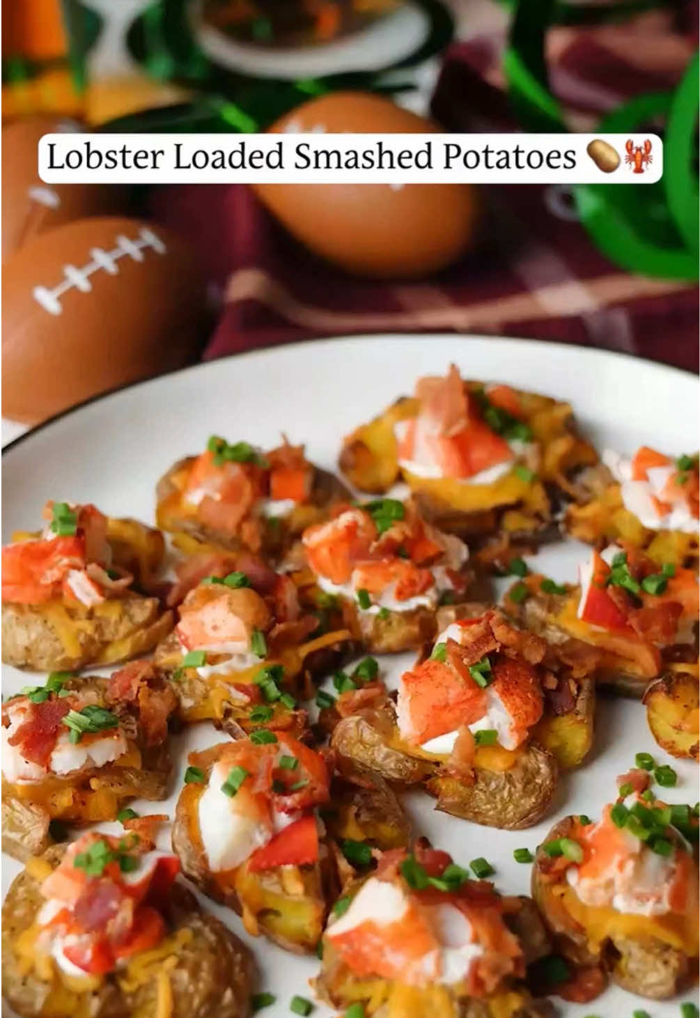 Lobster Loaded Smash Potatoes are the real Game Day MVP😍🏈⭐️#Recipe #superbowlrecipes #superbowlappetizer #appetizer #gameday #SuperBowl #superbowlready #foodiefavs #lobster 