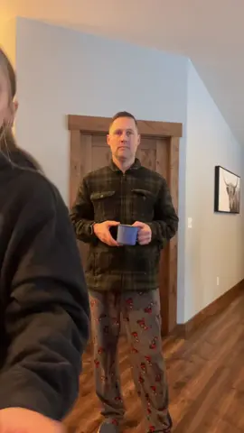 featuring dad today! #dad #fit #school #foryoupage #viralvideo 