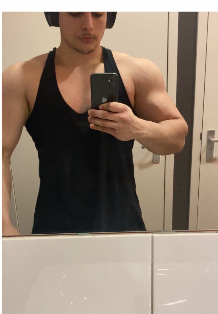 Stick to the bulk guys #2005 #natty #gym #gymmotivation #bodybuilding #bulking #bodytransformation #GymTok 
