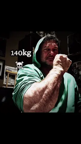 Genadi is done for ☠️🦾 - Devon Larratt VS Genadi Kvikvinia #devon #devonlarratt #armwrestling #eastvswest #strong #viraledits #fyp #foryou #fypシ 