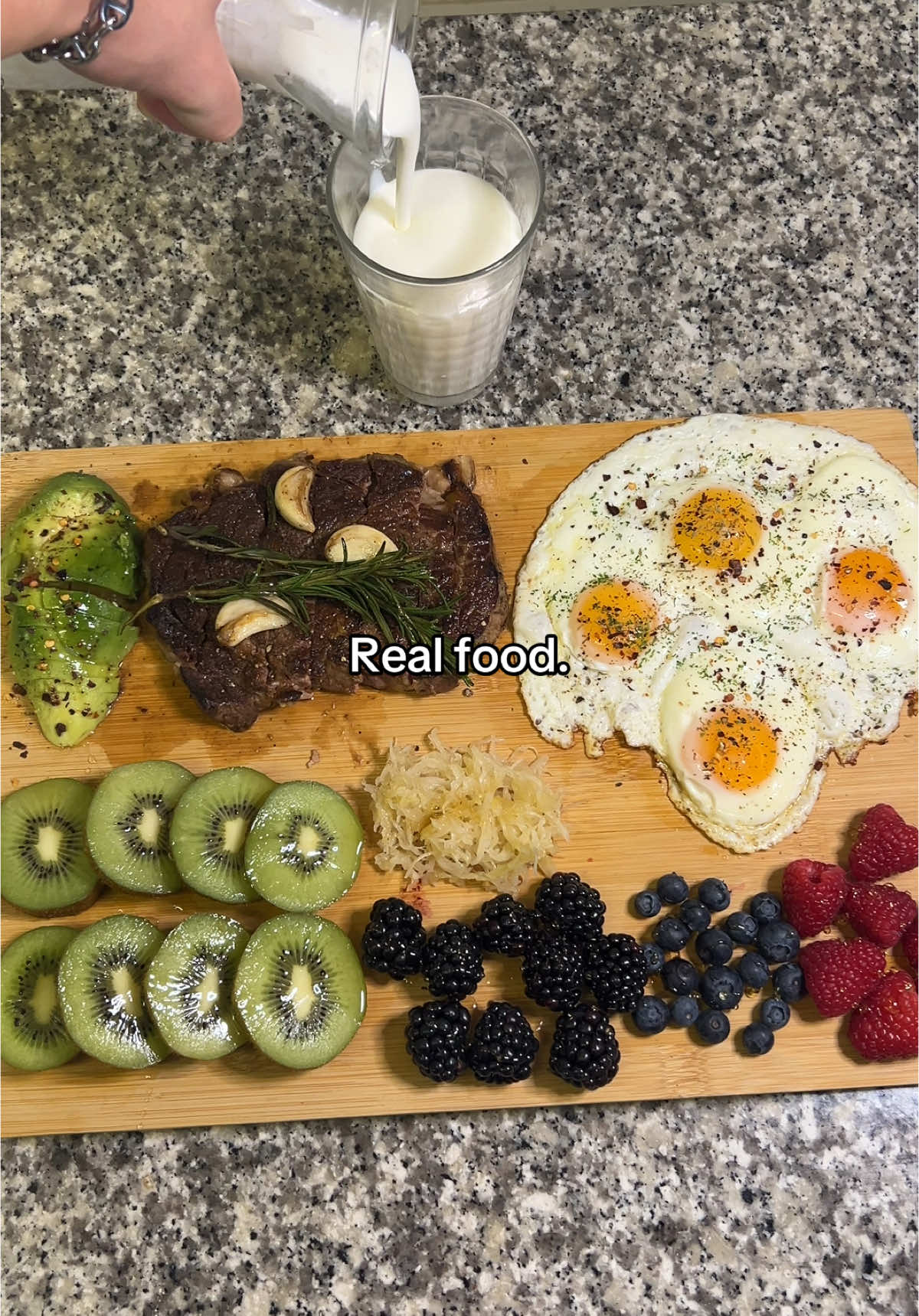 #steak #eggs #realfood #animalbased #rawmilk 