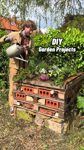DIY Garden Projects for Biodiversity and Abundance! 🌱🌼🐝🥗 If you haven’t already it’s time to plan and prepare the vegetable garden for the 2025 growing season! 👏😊 so here are 5 of my top DIY garden projects for increasing biodiversity and therefore harvests from the garden… The first is a wildlife mansion with a living roof for pollinators, lots of habitat for insects, and a hedgehog house at the base, all made from pallets and lots of organic materials. 🏡🐝🦔 The second is a polyculture vegetable bed, and by simply scattering a diverse mix of seeds that germinate at varying rates, with vary little maintenance, you’ll be able to harvest from it all season. 🥗🌼🐝 The third is pallet compost bays, with a gutter for water catchment, which is a low cost way to turn garden and kitchen waste into a valuable resource to mulch garden beds and feed the soil. 🪱🌱 The fourth is a wildlife pond made from half an oak barrel drawing wildlife such as frogs and toads to your garden, reducing slug populations, and is a great option for smaller gardens. 🐸 And lastly, an in ground worm farm made from an reused lidded bucket and a large pot, that will convert kitchen waste into fertility, boosting plant growth and reducing waste. 🪱🌱🌼 So which ones will you be building in your garden this season? And you can find detailed instructions for all of these projects in my new book! 😊📗 there’s a link at the top of my profile bio or comment below and I’ll send you a link 😊 #gardeningtips #gardenproject #diyproject #vegetablegarden #gardeninspiration 