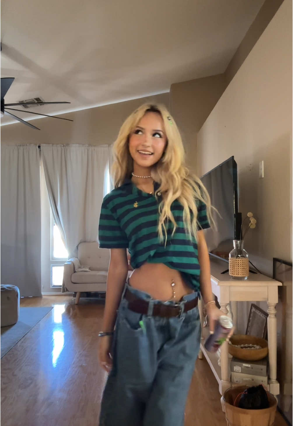 feels like 2020🤙🏽 drink from @Bloom Nutrition 🖤 #fyp #outfit #thrifted #OOTD #utah #fitcheck #FitTok #swag #tylerthecreator #blowthisup #viral? #thrifttok #saltlakecity #utahfitcheck #vintage #poloralphlauren #y2k #outfitinspo #outfitideas 