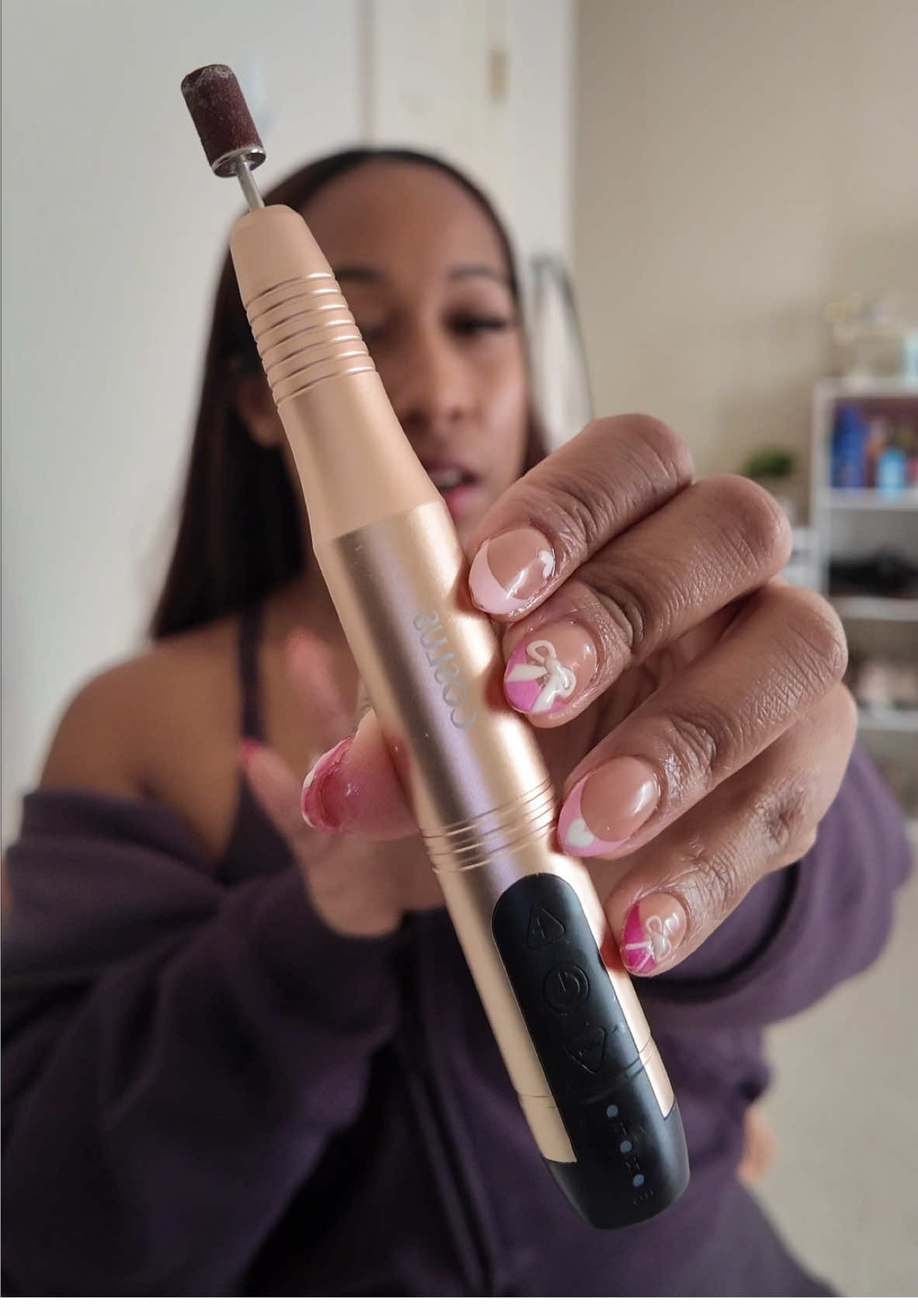 It’s in the prep work girlie ! I promise !  We will be doing anew set together soon.  #sahmsoftiktok #MomsofTikTok #momtok #diynails #naildrill 